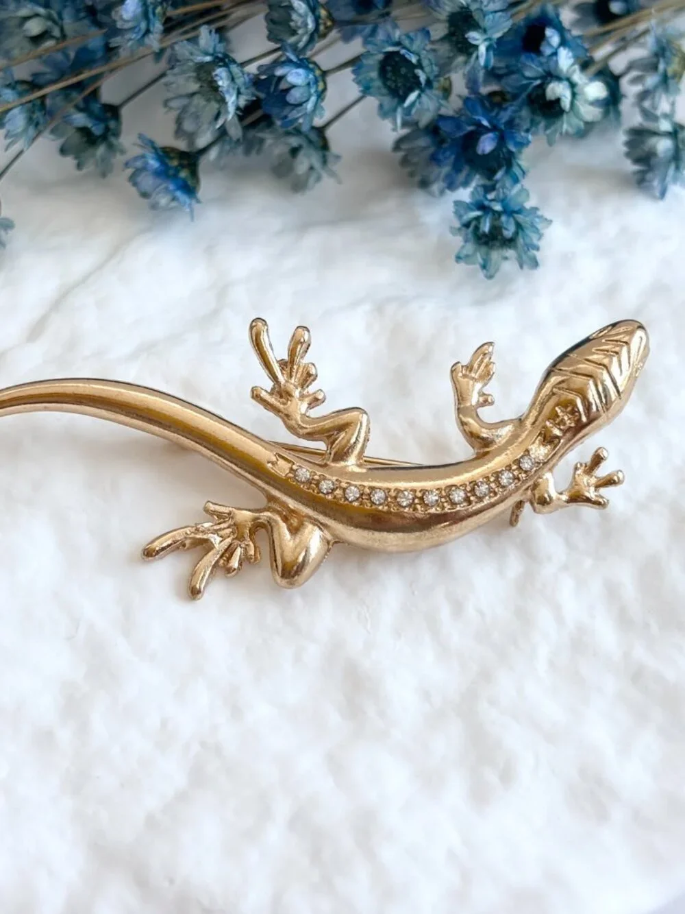 Minimalist Lizard Figural Gold Toned Rhinestone Accented Serpent Brooch Pin